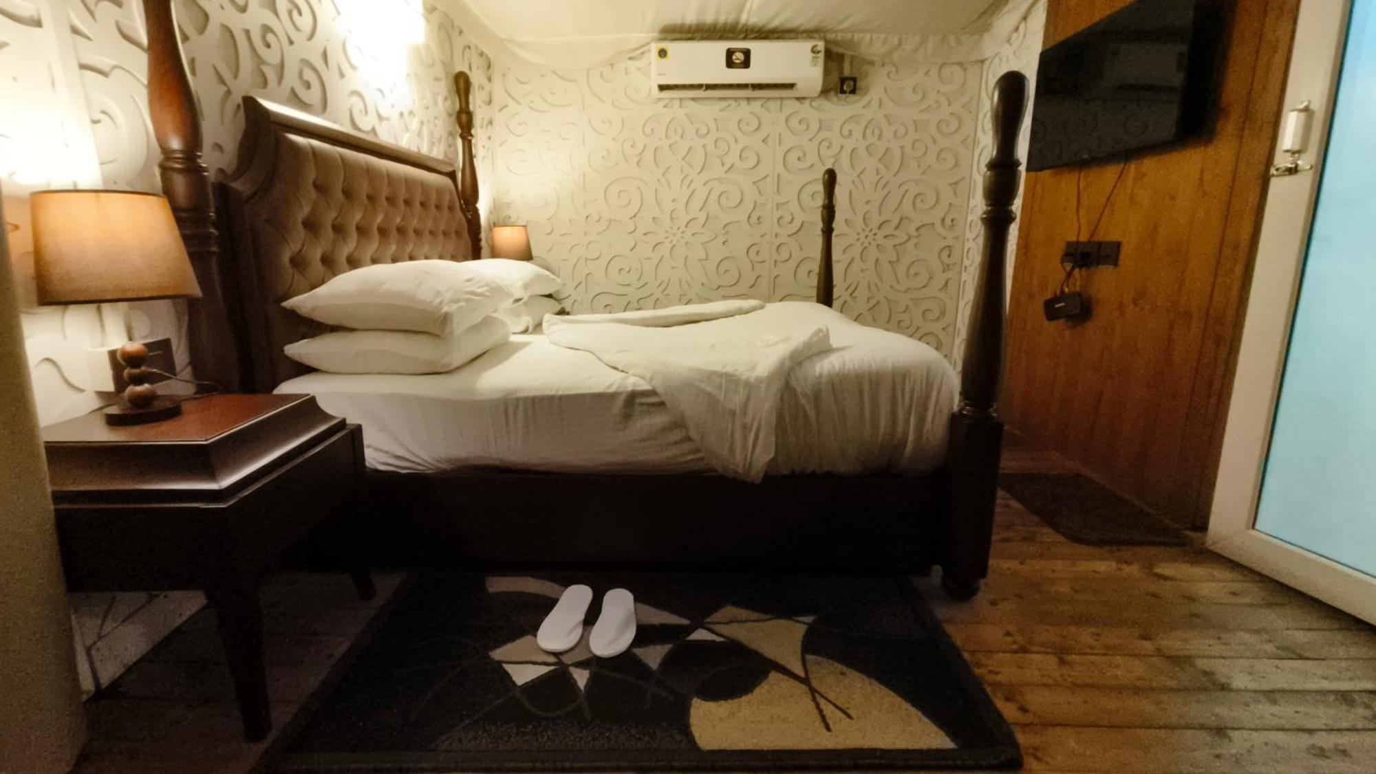 Luxury Amar Tree Resort マンダーマニ エクステリア 写真