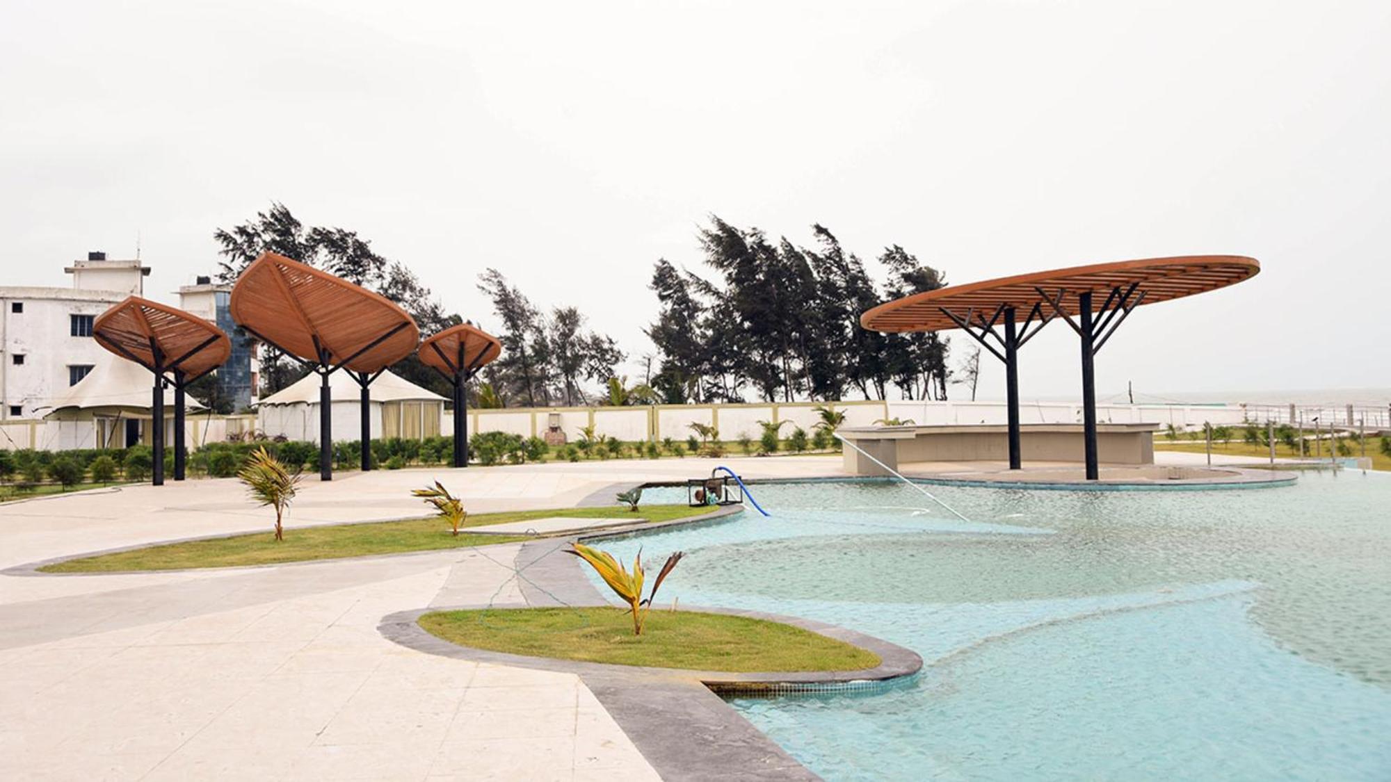 Luxury Amar Tree Resort マンダーマニ エクステリア 写真